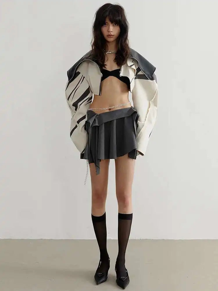 DEAT Fashion Women's Spliced Edge Contrasting Short Jackets Big Lapel Zipper Long Sleeve Short Coat Autumn 2025 New 1DF6153