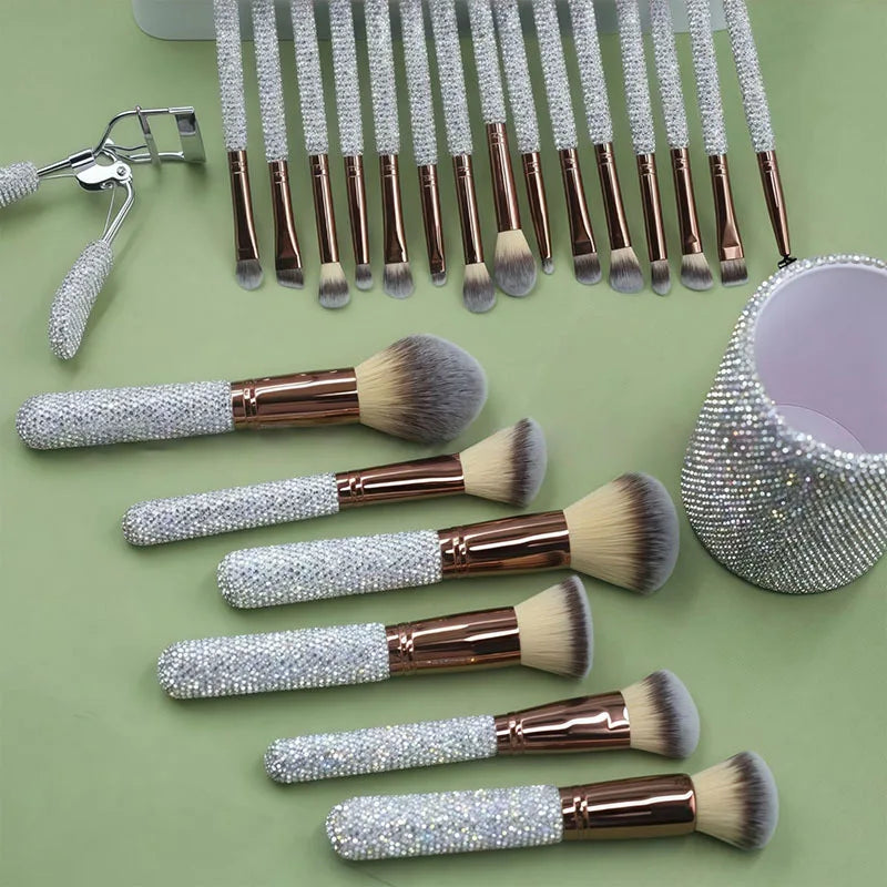 Glitz and Glam Brush Set 23pcs Bundle RHINESTONE Glam Brush Set Bling Makeup Brushes Diamond Makeup Brush Storage Bucket withbox