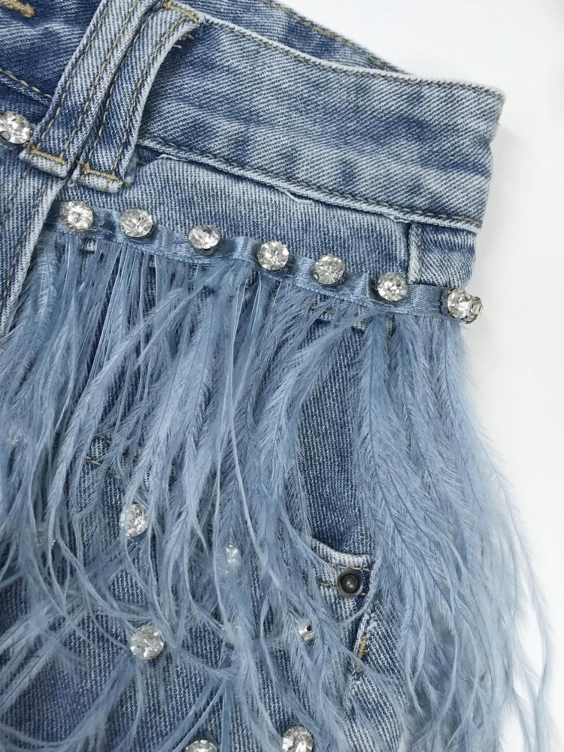 Rhinestone Beaded Exquisite Feather High Waist Denim for Women's Blue Jeans Shorts DS Nightclub Sexy Hot Pants Fashion