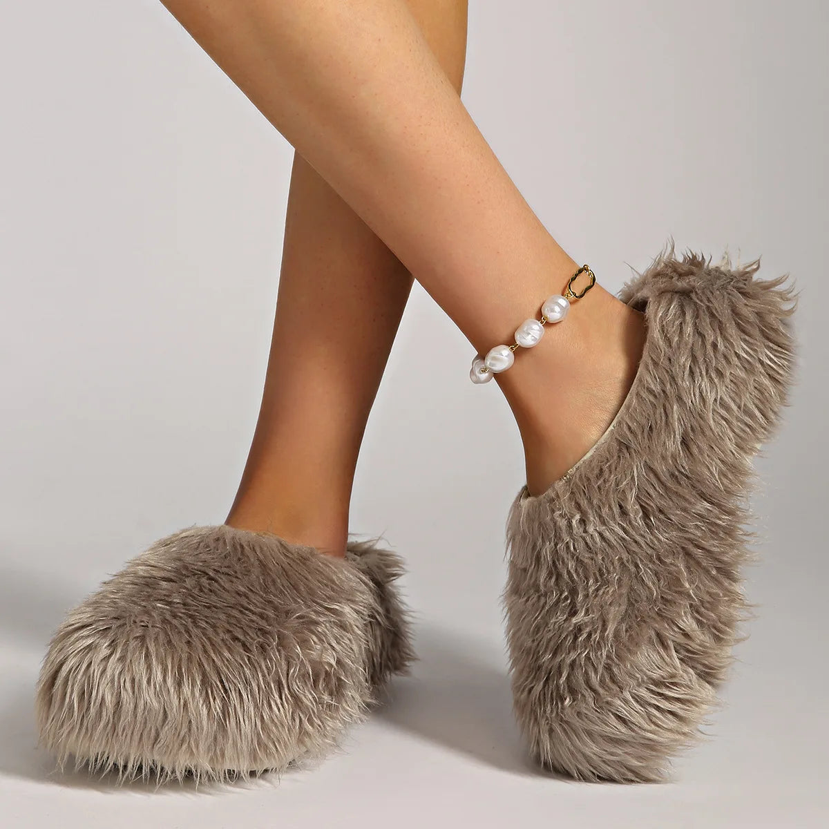 Modern Slippers Women's Faux Fur Adult Platform Mule Shoes Thick Sole Slides