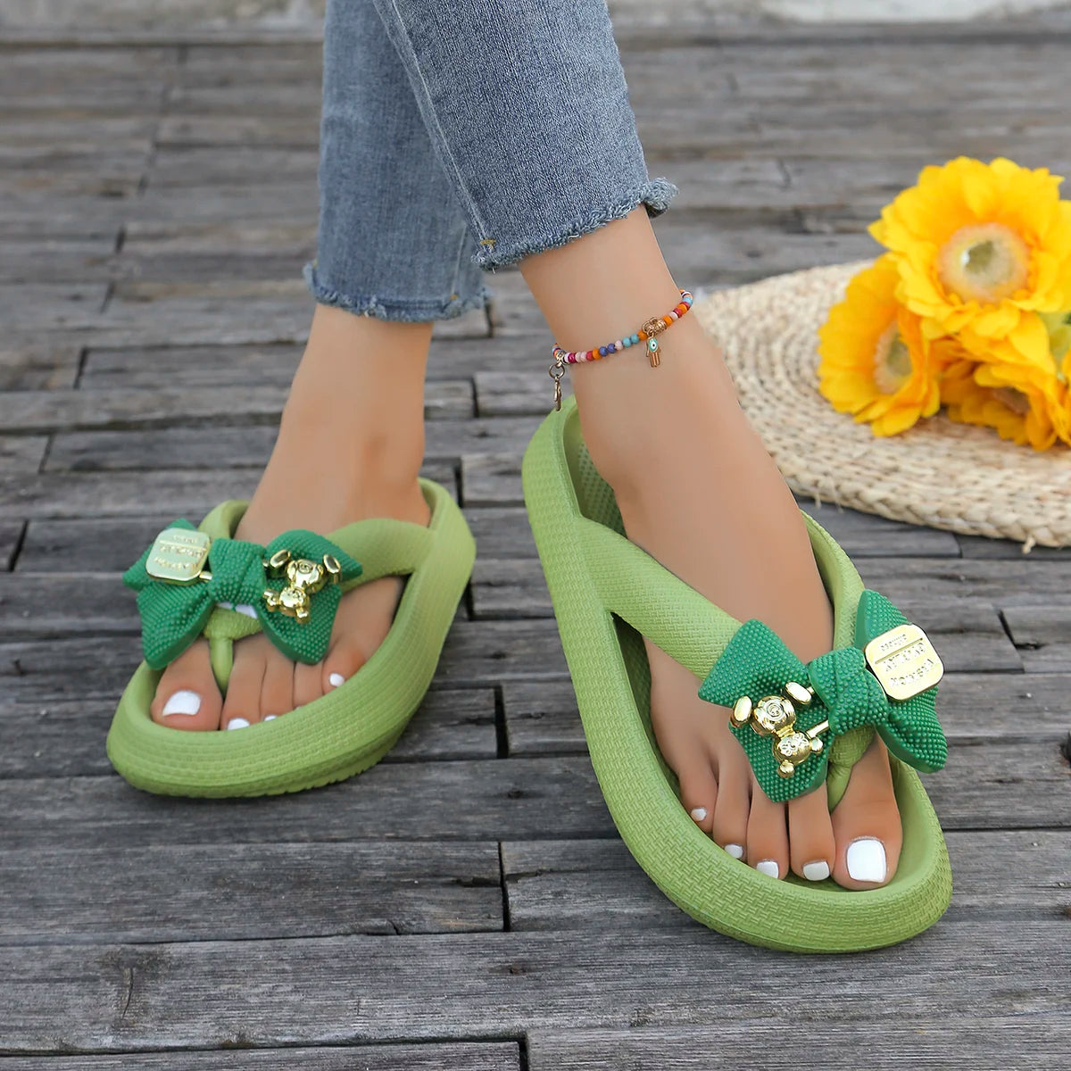 Summer Women Multi-Color Flip Flops Fashion Metallic Teddy Bear Bow Slide Sandal Beach Vacation Home shower Versatile Footwear