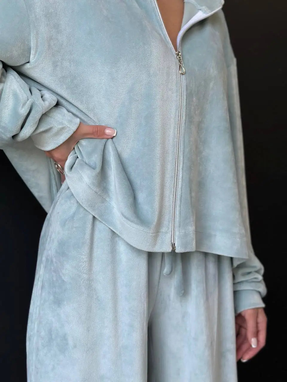 Autumn And Winter Long-sleeved Zipper Lapel Jacket Elastic Waist Wideleg Trousers Velvet Casual Two-Piece Suit For Office Ladies
