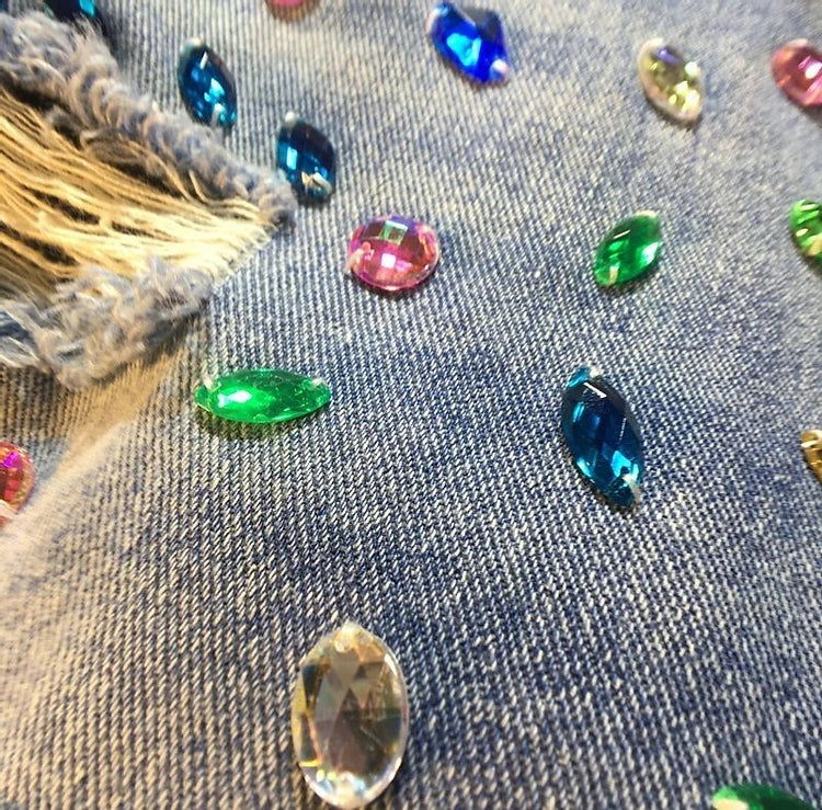 Diamond Beaded Denim Knee Length pants Woman 2025 Summer New Loose High Waist Slimming mid-pants Jeans women