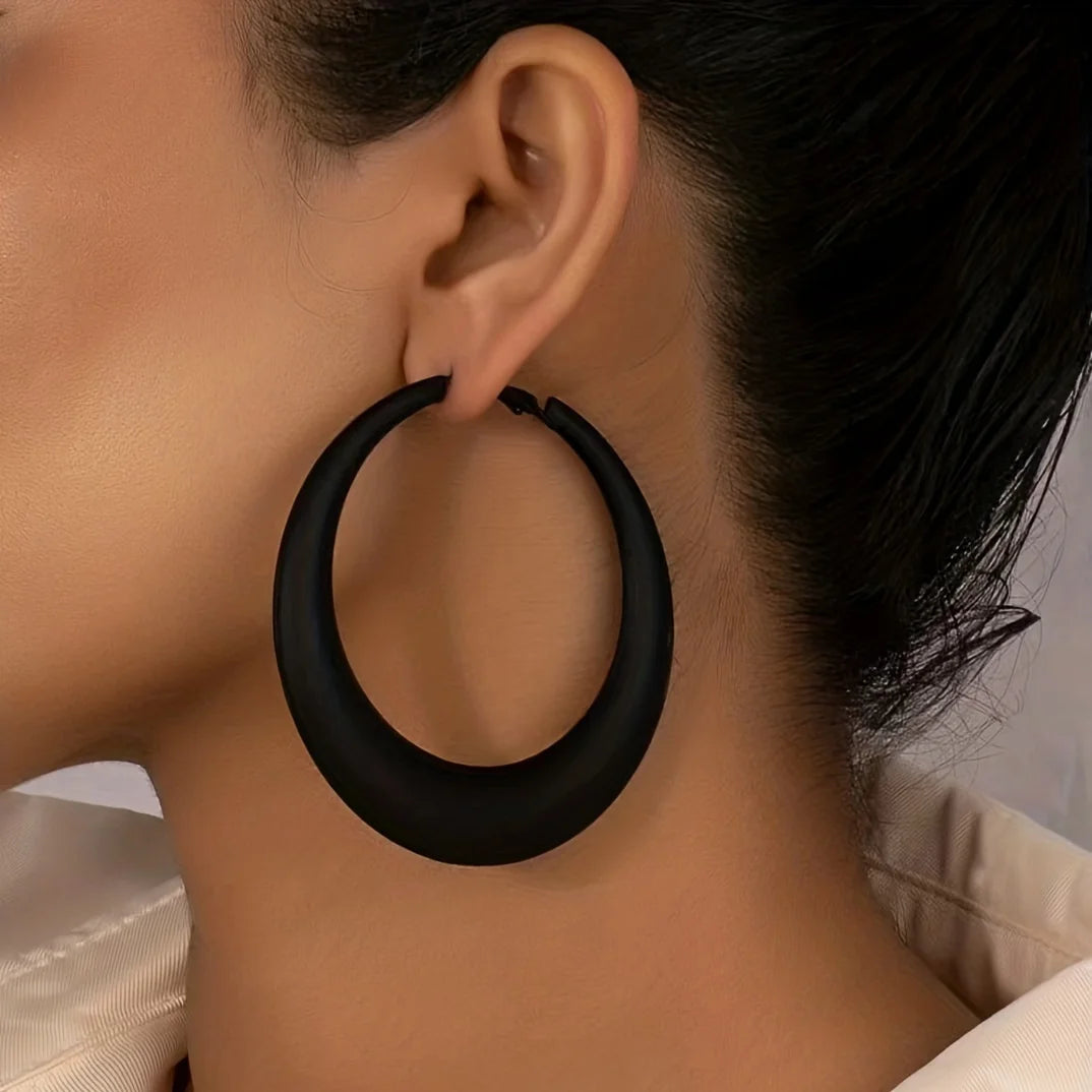 New Simple Exquisite Fashion Wild Big Red Circle Earrings Niche Jewelry Senior Sense Earrings for Women