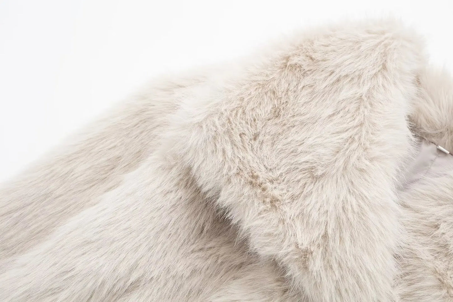 TRAFZA Female Vintage Artificial Fur Effect Coats Lapel Warm Plush Long Sleeves Hidden Buttons Autumn Winter Casual Outerwear