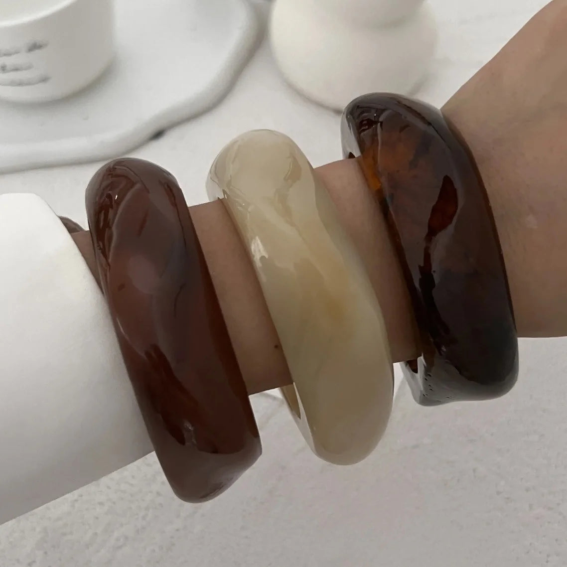 Vintage Acrylic Big Geometric irregular Bangles for Women Trendy Resin Wide Cuff Bangles Bracelets 2025 Fashion Jewelry