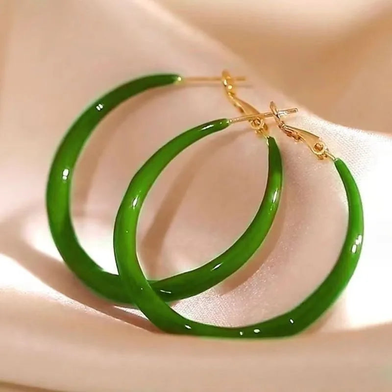 New Simple Exquisite Fashion Wild Big Red Circle Earrings Niche Jewelry Senior Sense Earrings for Women