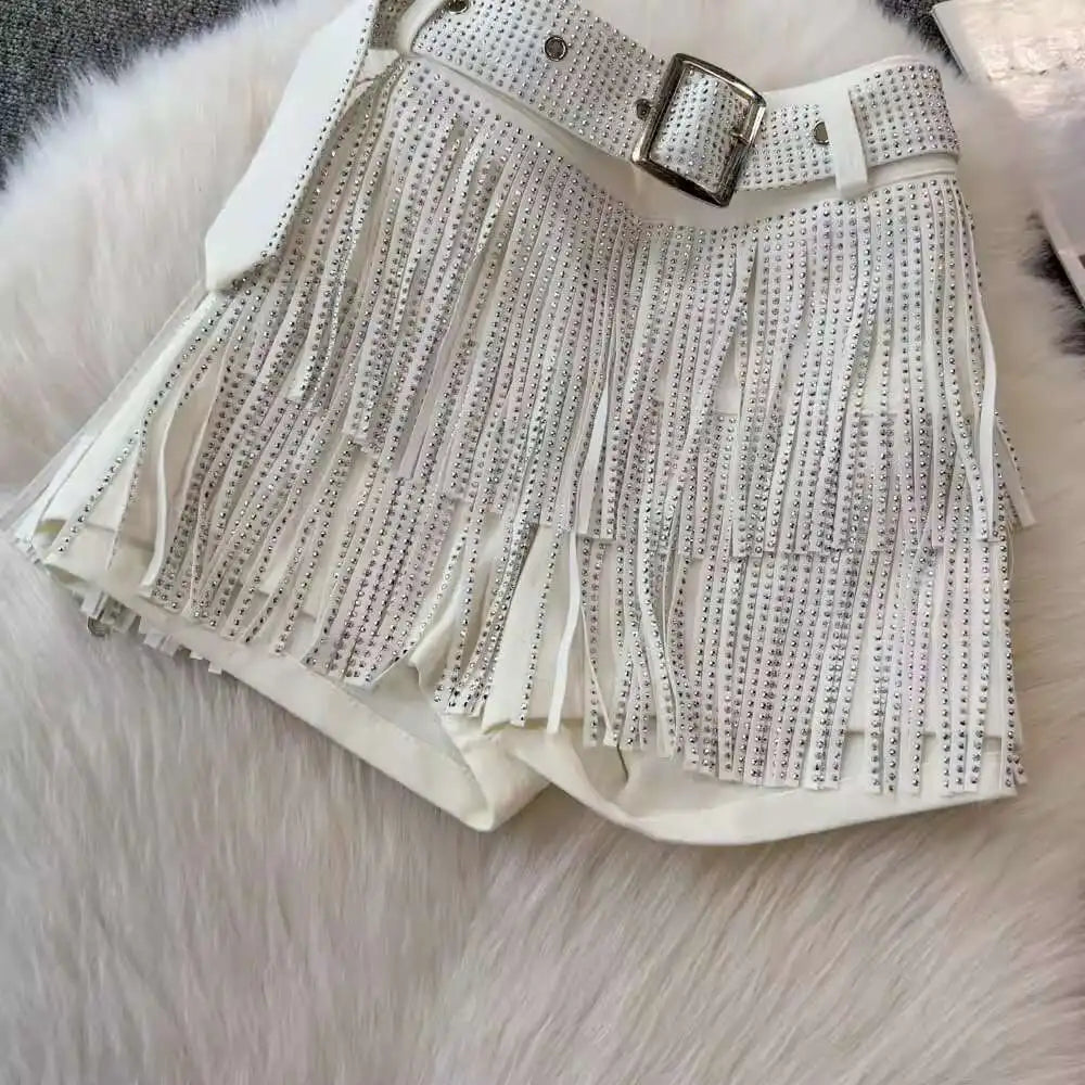 XFPV American Style Women's Shorts Summer Belt Gathered Waist Zipper Spliced Beading Tassel Shorts Female New Fashion 22D1803
