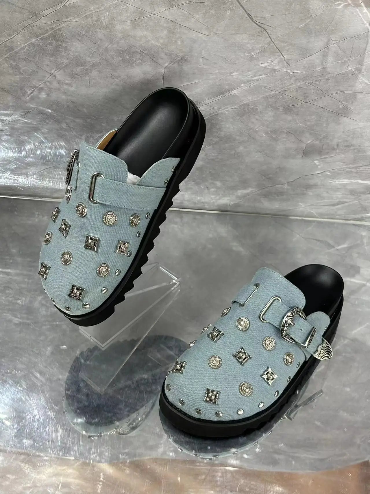 High Quality Woman Rivet Slipper Shoes Comfortable Slip On Round Toe Female Blue Leather Buckle Decoration Mules Shoes