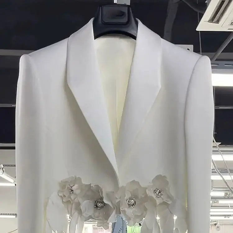 Elegant White 3D Floral Suits Coat High Waist Flowers Tassels Blazers Jacket Spring Autumn Fringed Beaded OL Cardigan Tops 2024