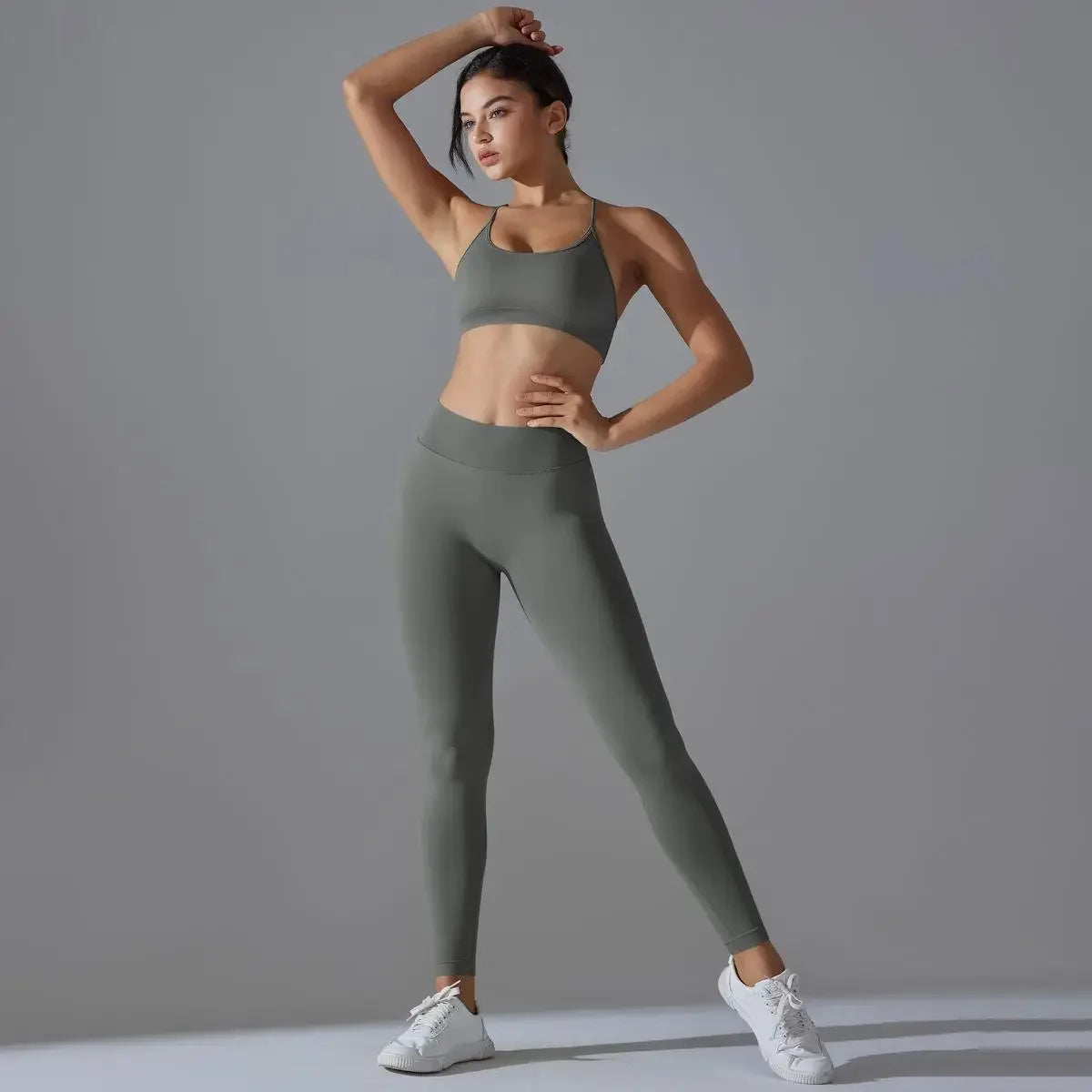 Customized LOGO seamless tight cross back sports underwear yoga set running fitness women's two-piece set