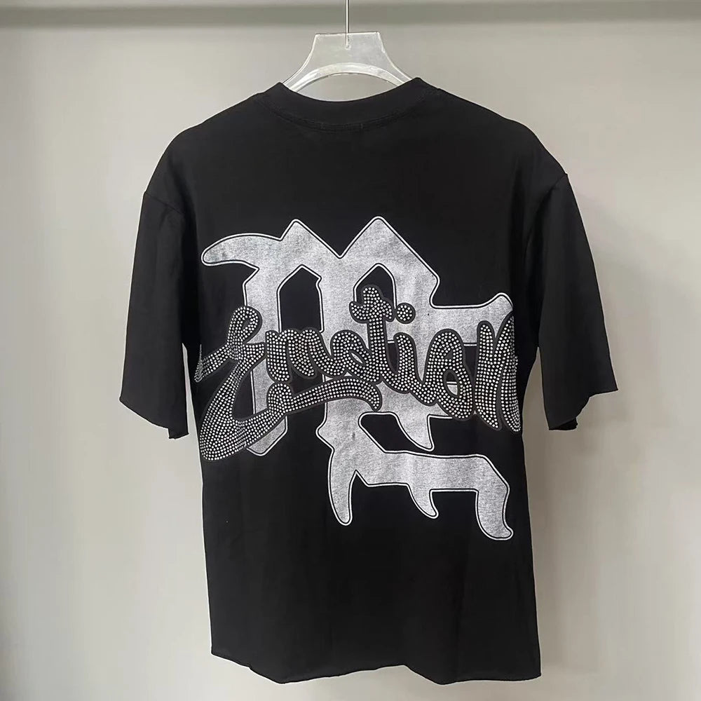 New Summer Letter Rhinestone Short Sleeve Black Mens Tshirts Streetwear Cotton Loose Round Neck Top Tees Oversized Unisex Tshirt