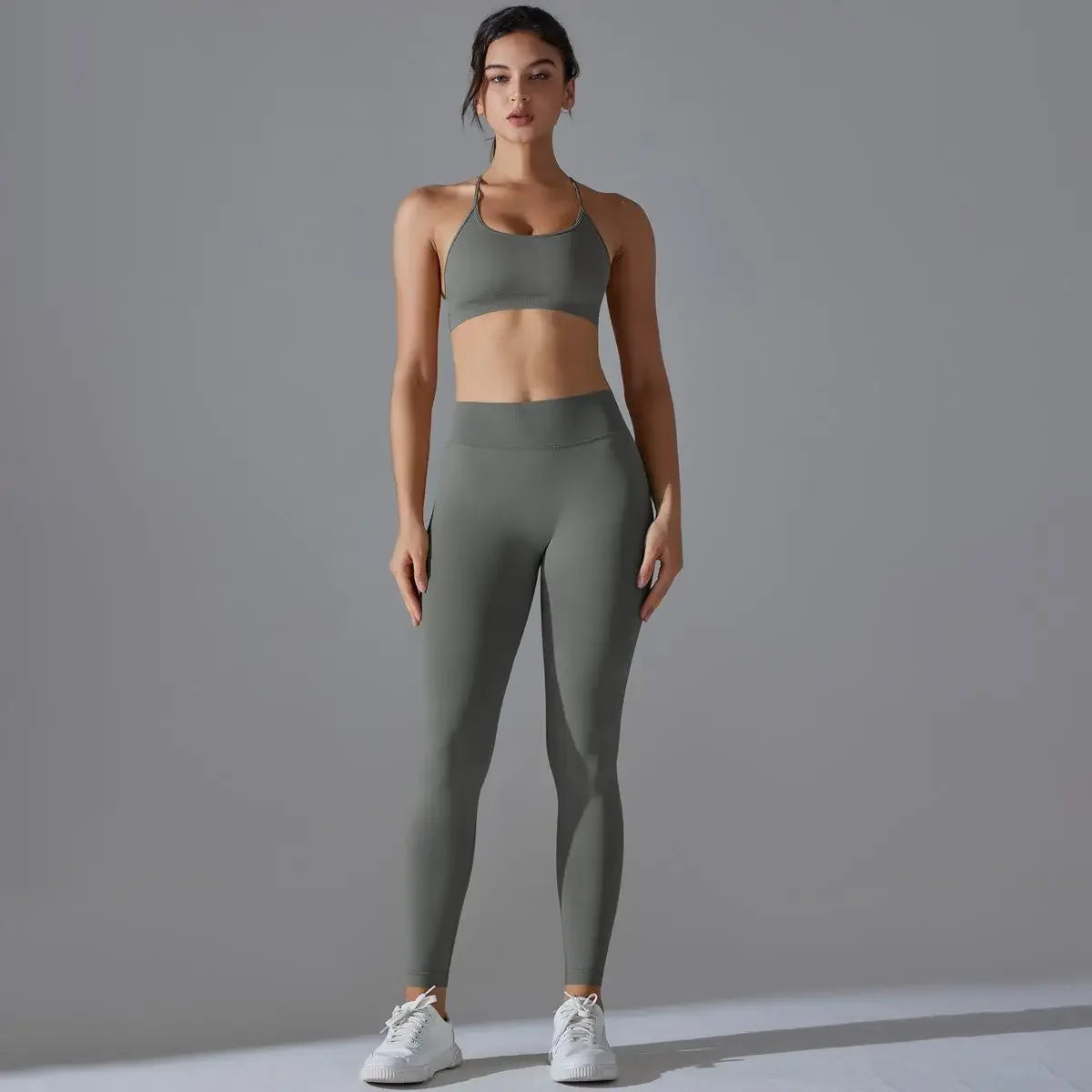 Customized LOGO seamless tight cross back sports underwear yoga set running fitness women's two-piece set
