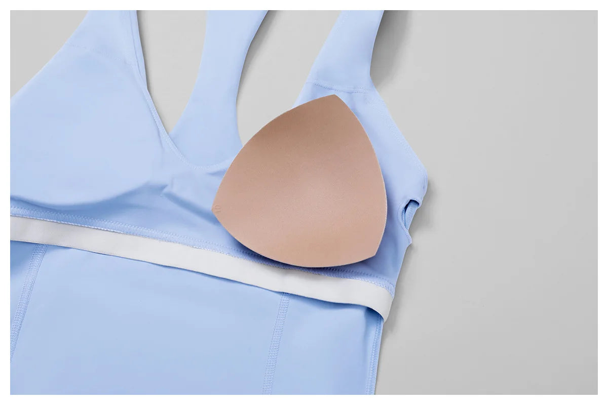 Custom LOGO nude yoga I-shaped beautiful back folded high waist shorts fitness clothes sports running two-piece set