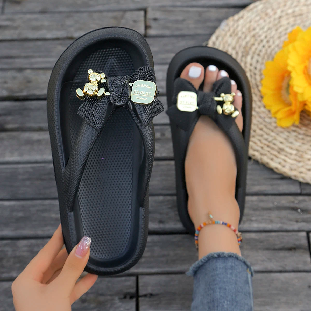 Summer Women Multi-Color Flip Flops Fashion Metallic Teddy Bear Bow Slide Sandal Beach Vacation Home shower Versatile Footwear