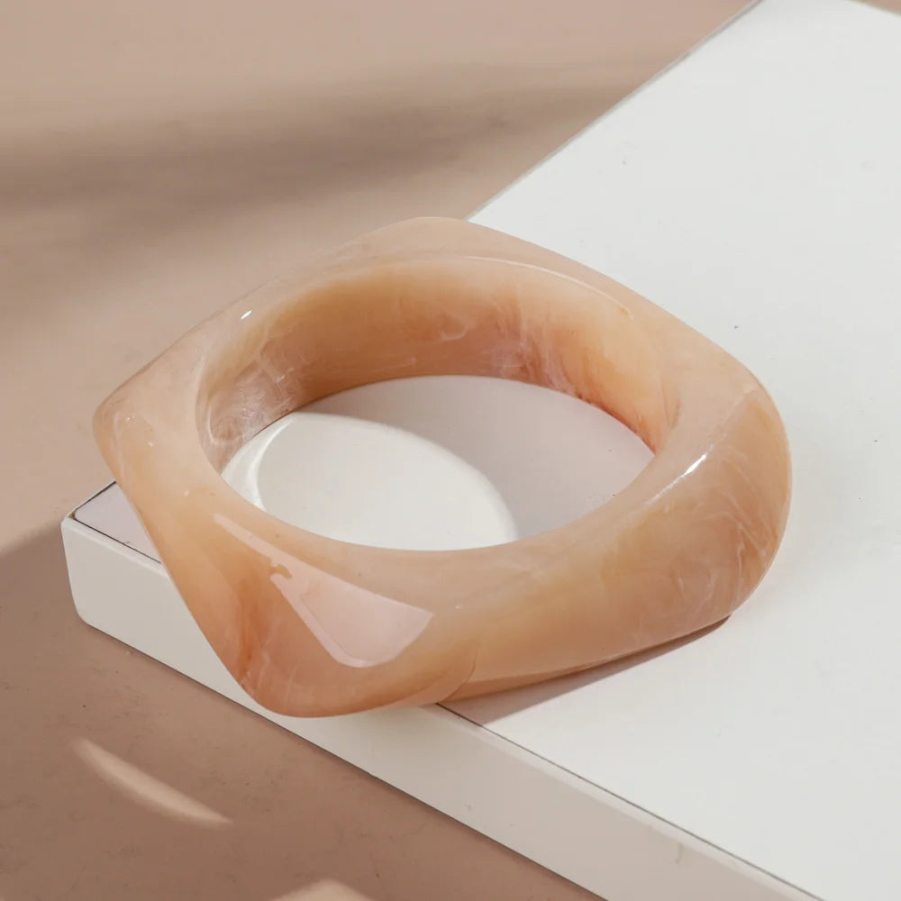 Vintage Acrylic Big Geometric irregular Bangles for Women Trendy Resin Wide Cuff Bangles Bracelets 2025 Fashion Jewelry