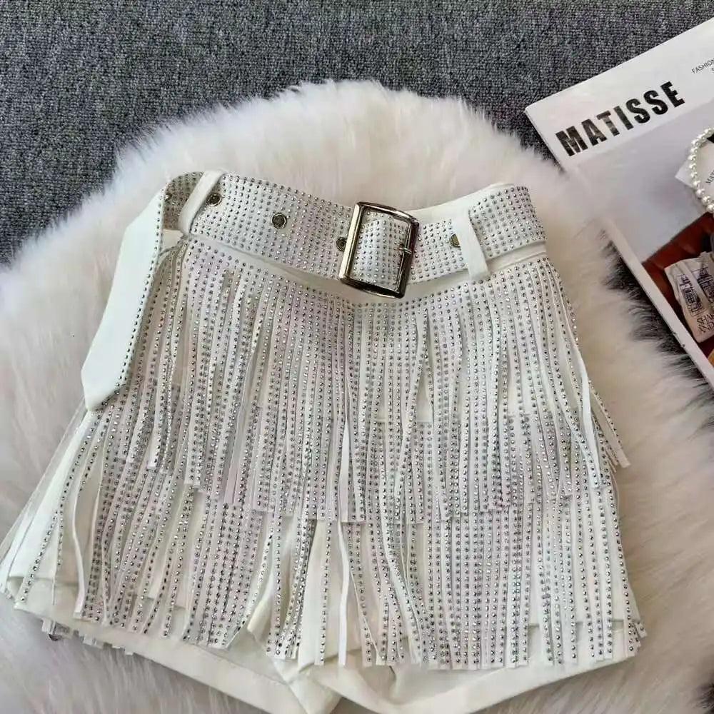 XFPV American Style Women's Shorts Summer Belt Gathered Waist Zipper Spliced Beading Tassel Shorts Female New Fashion 22D1803