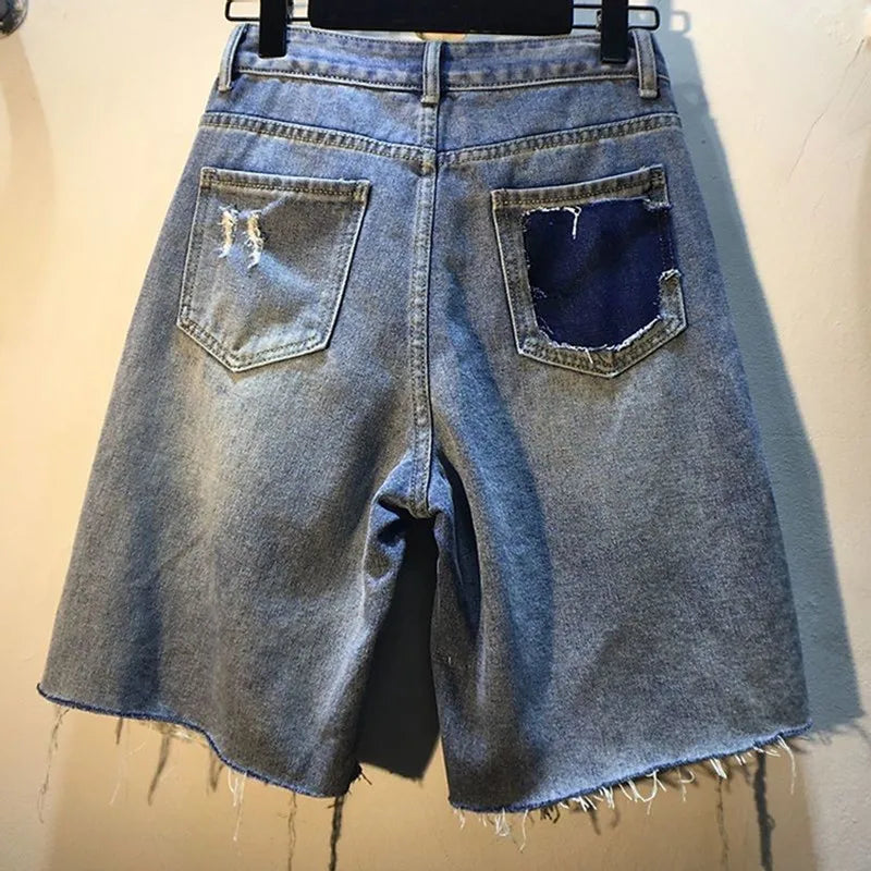Diamond Beaded Denim Knee Length pants Woman 2025 Summer New Loose High Waist Slimming mid-pants Jeans women