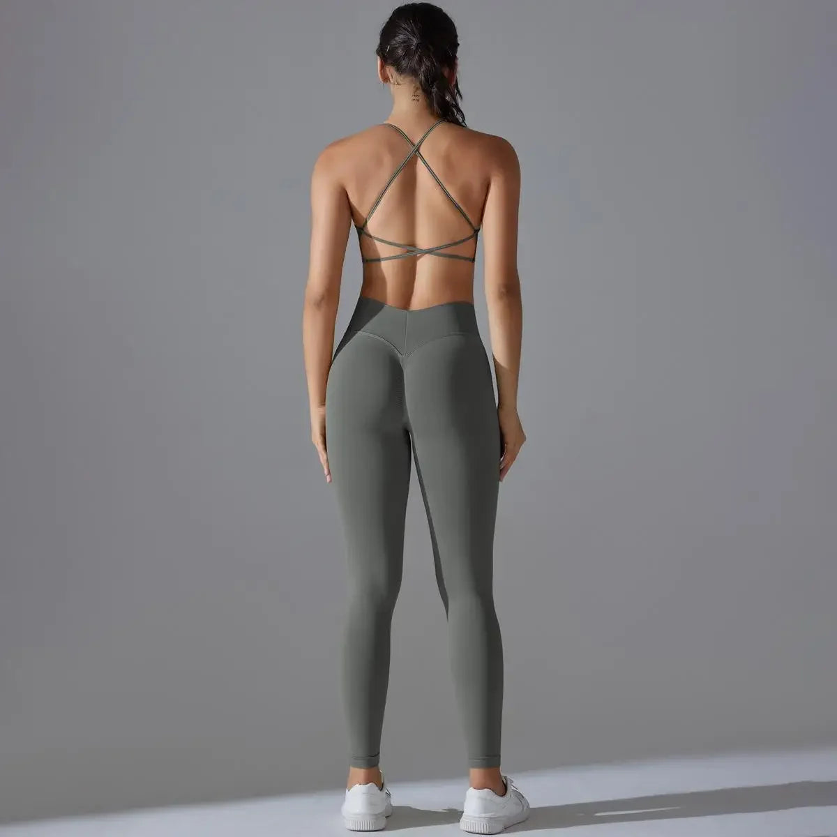Customized LOGO seamless tight cross back sports underwear yoga set running fitness women's two-piece set