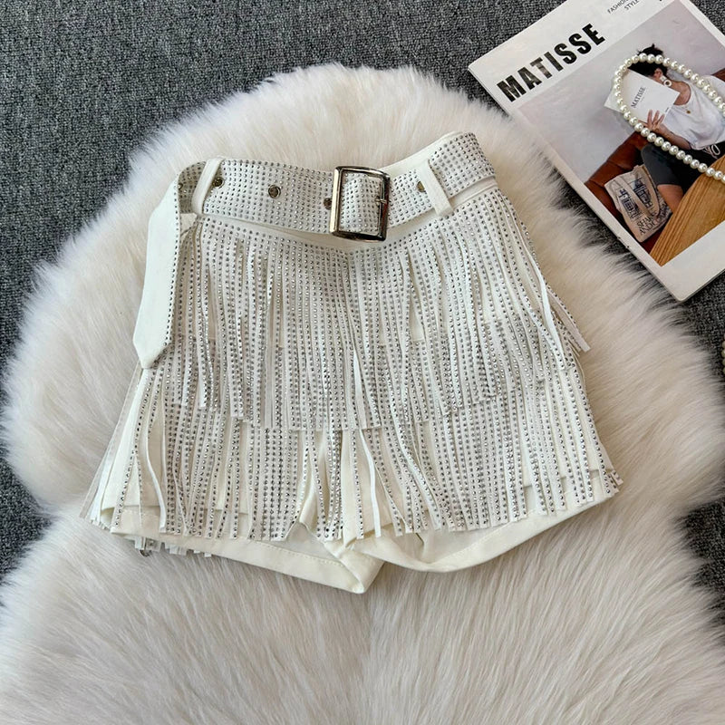 XFPV American Style Women's Shorts Summer Belt Gathered Waist Zipper Spliced Beading Tassel Shorts Female New Fashion 22D1803