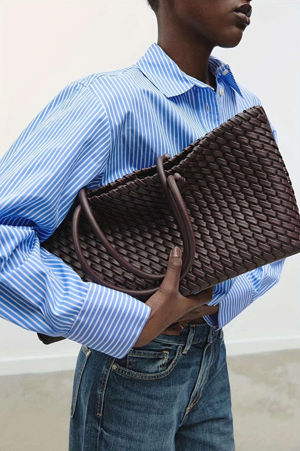 Luxury Handwoven Tote Bag- Elegant Women's Shoulder Purse, Spacious Multi-Functional Travel Bag for Daily Commute & Journeys