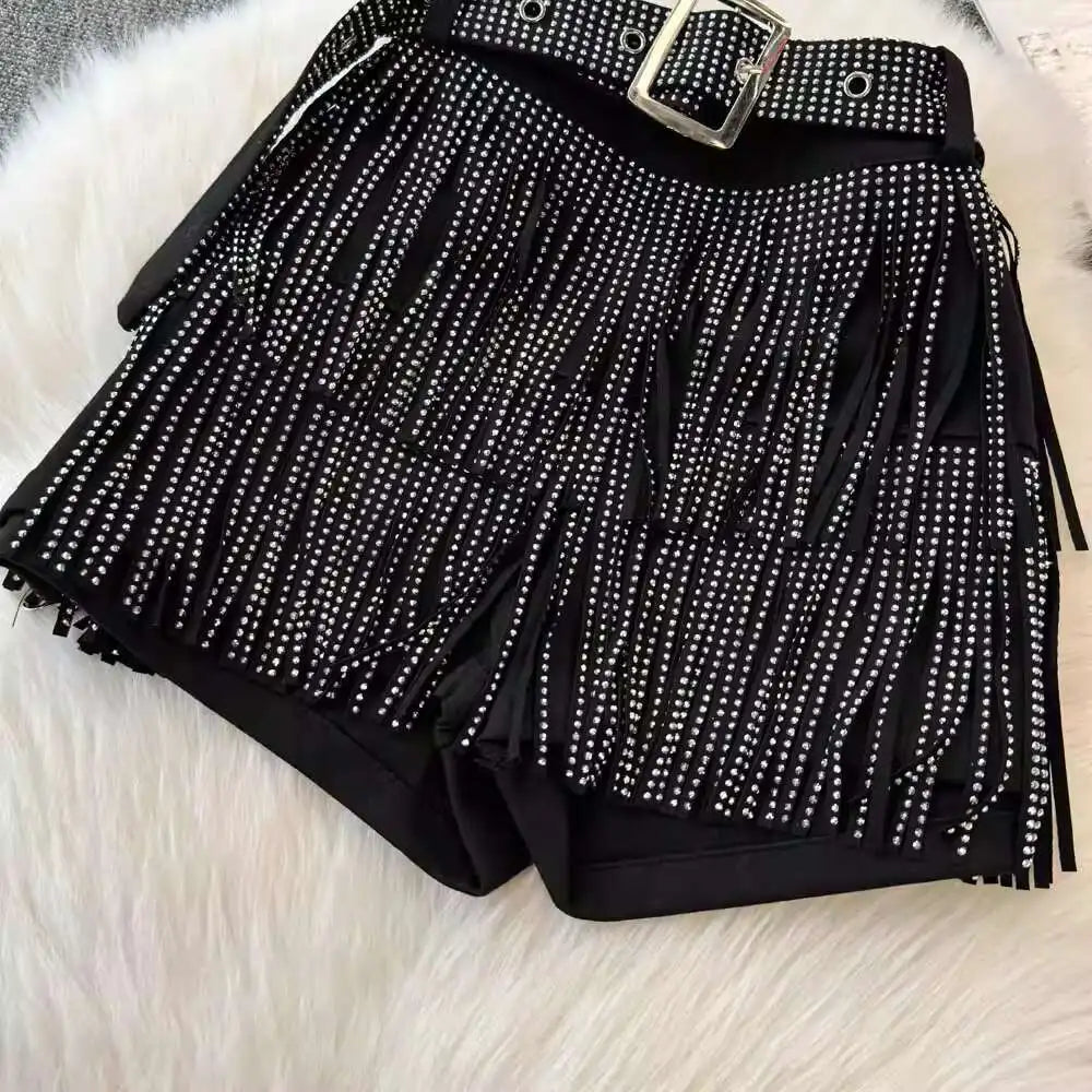 XFPV American Style Women's Shorts Summer Belt Gathered Waist Zipper Spliced Beading Tassel Shorts Female New Fashion 22D1803