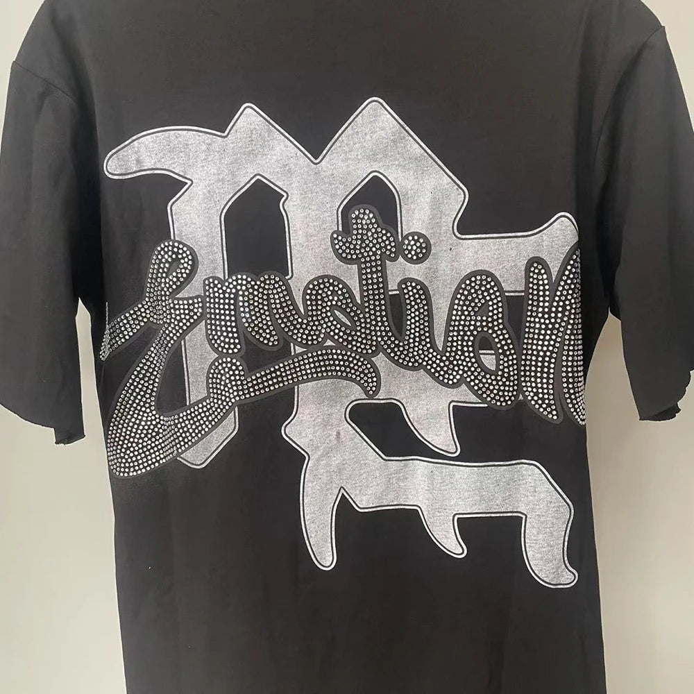 New Summer Letter Rhinestone Short Sleeve Black Mens Tshirts Streetwear Cotton Loose Round Neck Top Tees Oversized Unisex Tshirt
