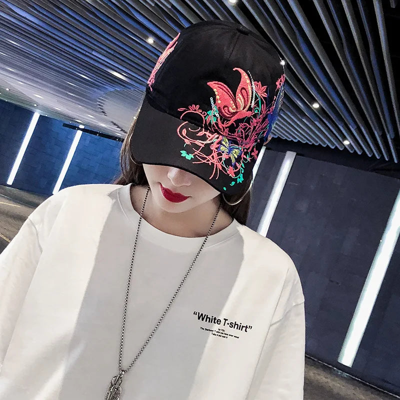 Baseball Cap Women Embroidered Flower Baseball Hat Spring Summer Hats For Women Cotton Snapback Vintage Ethnic Style Sun Visor