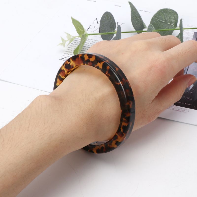 Niche Tortoiseshell Acrylic Bracelet Resin Leopard Mottled Bangle Gift for Wife