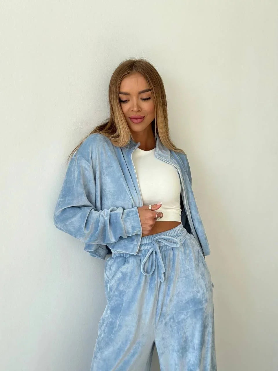 Autumn And Winter Long-sleeved Zipper Lapel Jacket Elastic Waist Wideleg Trousers Velvet Casual Two-Piece Suit For Office Ladies