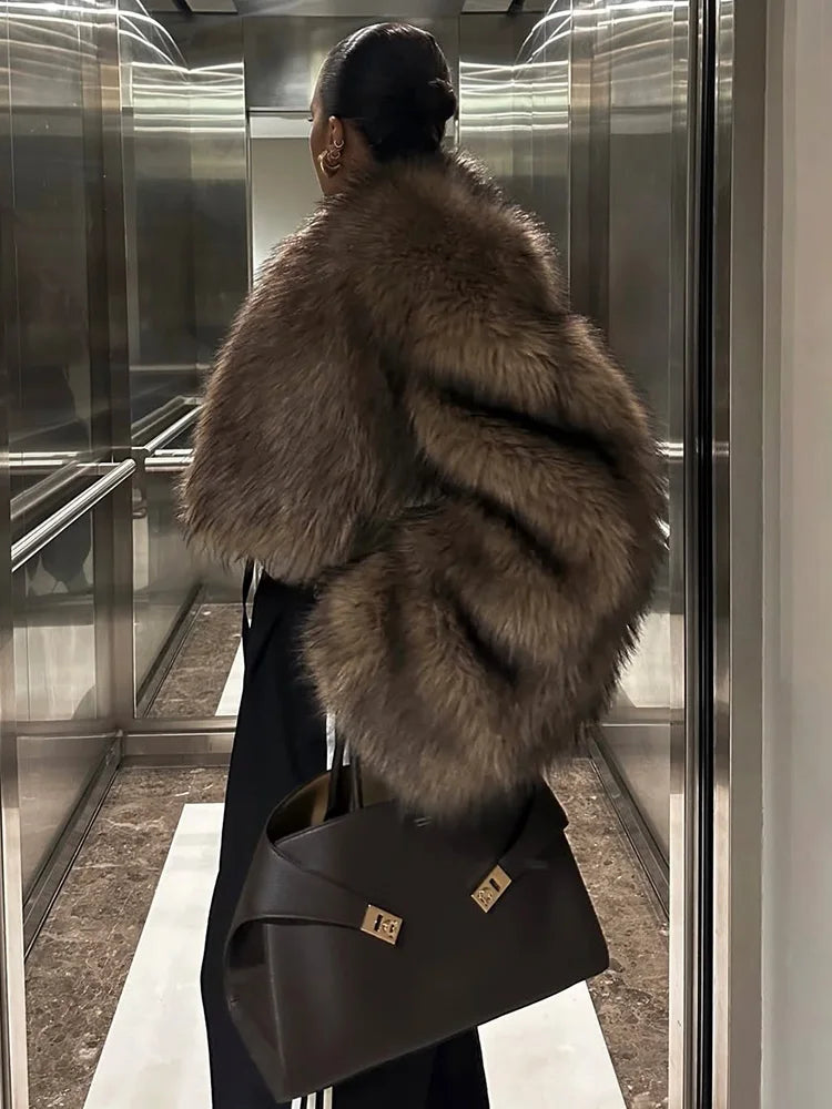 TARUXY Imitation Mink Fur Short Coat For Women Retro Niche Autumn Winter Two-wear Plush Jacket Loose High Street Faux Fur Coat
