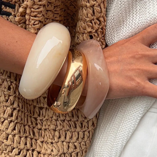 KMVEXO Vintage Punk Beige Khaki Thick Resin Acrylic Smudging Bangles Geometric Irregular Bangle Bracelets For Women Men Jewelry