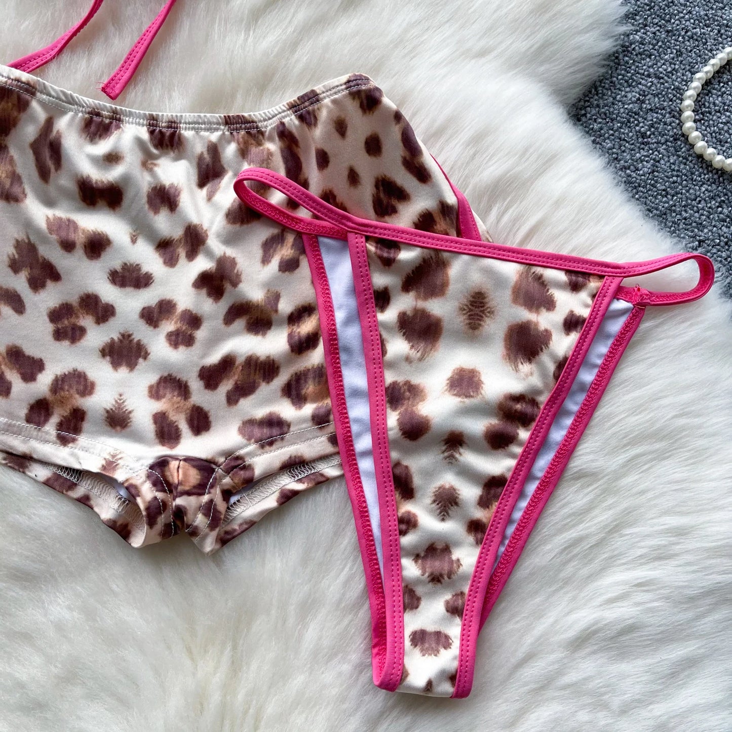 SINGREINY Leopard Bikini Hotsweet Three Piece Set Halter Bra+Slim Shorts+Mini Briefs 2024 Women Lace-Up Backless Sexy Suits