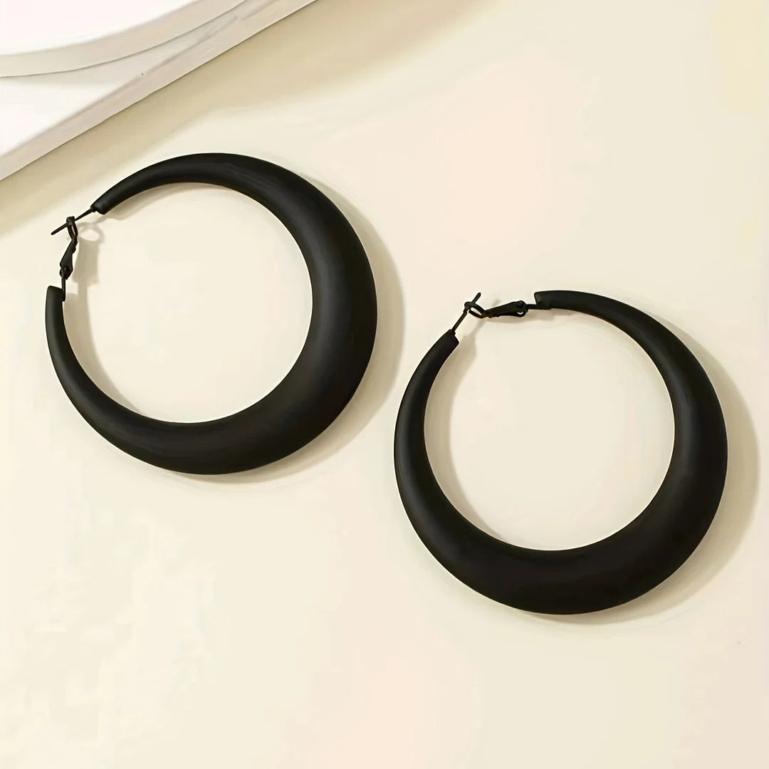 New Simple Exquisite Fashion Wild Big Red Circle Earrings Niche Jewelry Senior Sense Earrings for Women