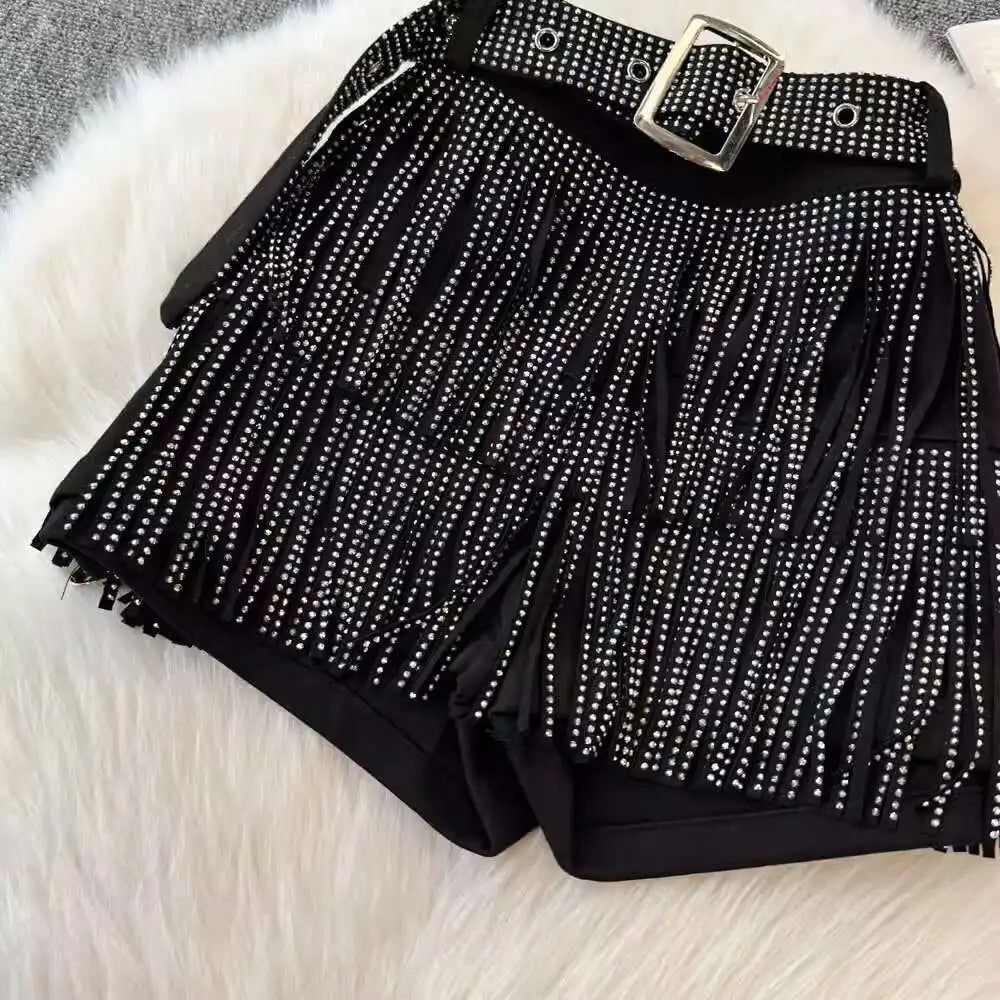 XFPV American Style Women's Shorts Summer Belt Gathered Waist Zipper Spliced Beading Tassel Shorts Female New Fashion 22D1803
