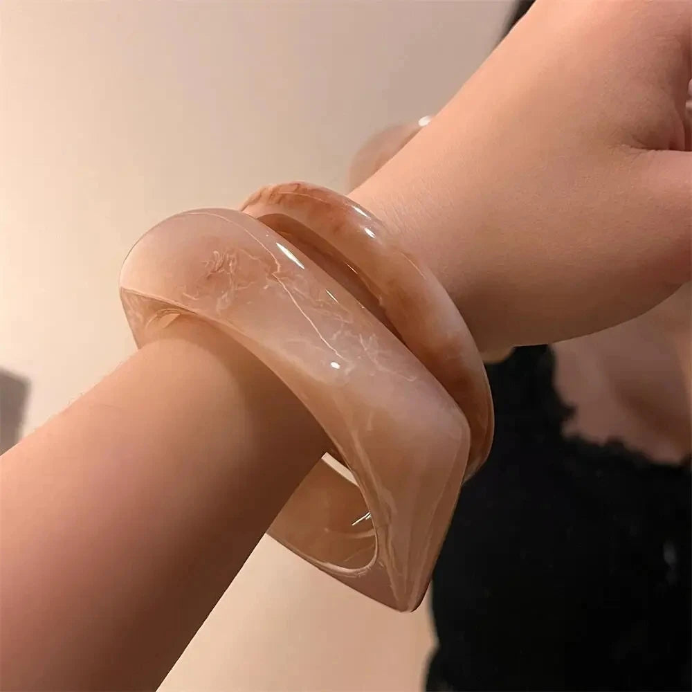 Vintage Wide Geometric Resin Beige Brown Coffee Bangles Irregular Chunky Bracelets Bangle Jewelry Gift for Women Girls