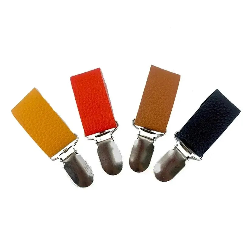 Hat Clip for Traveling Hanging on Bag Handbag Backpack Luggage for Kids Adults Outdoor Travel Beach Accessories
