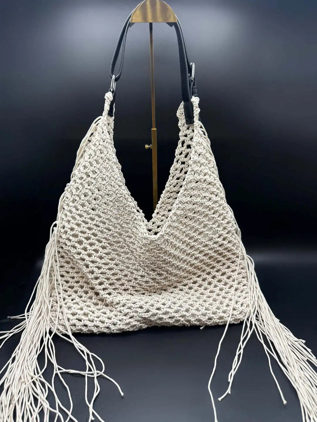Designer Luxury Tote Bag Women 2025 New Large Capacity Bohemian Style Beach Bag Handmade Woven Hollow Out Tassel Shoulder Bag
