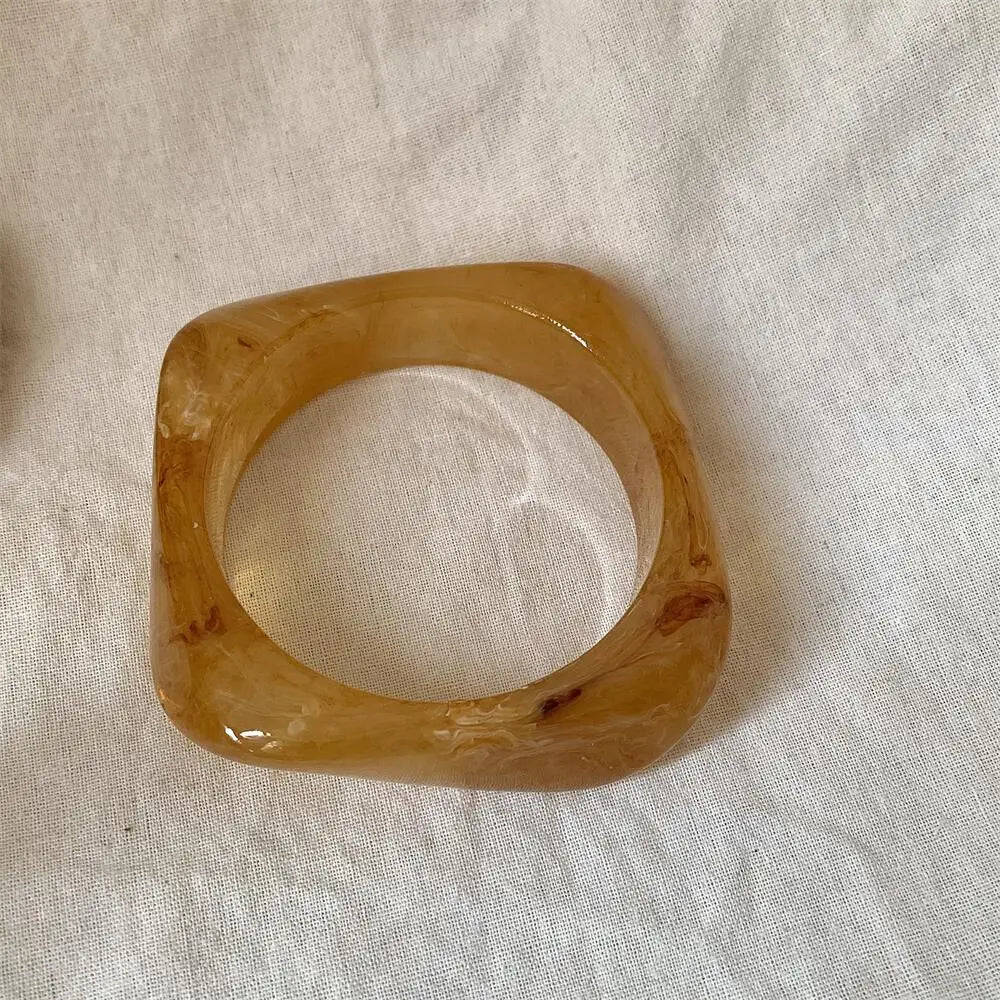 Vintage Wide Geometric Resin Beige Brown Coffee Bangles Irregular Chunky Bracelets Bangle Jewelry Gift for Women Girls