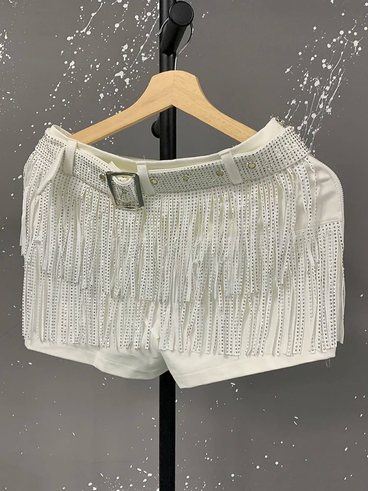 XFPV American Style Women's Shorts Summer Belt Gathered Waist Zipper Spliced Beading Tassel Shorts Female New Fashion 22D1803