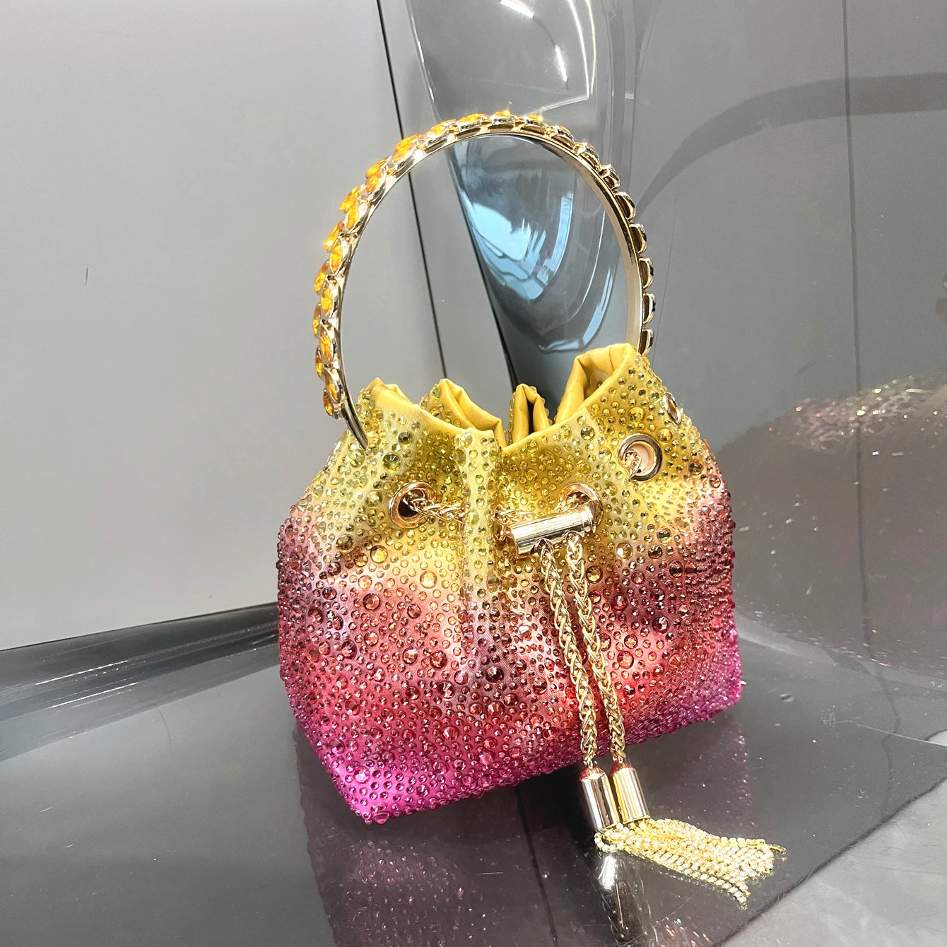 Handle Rhinestones Evening clutch Bag Purses and handbag luxury Designer shoulder bag Shiny Crystal Clutch purse bucket bag