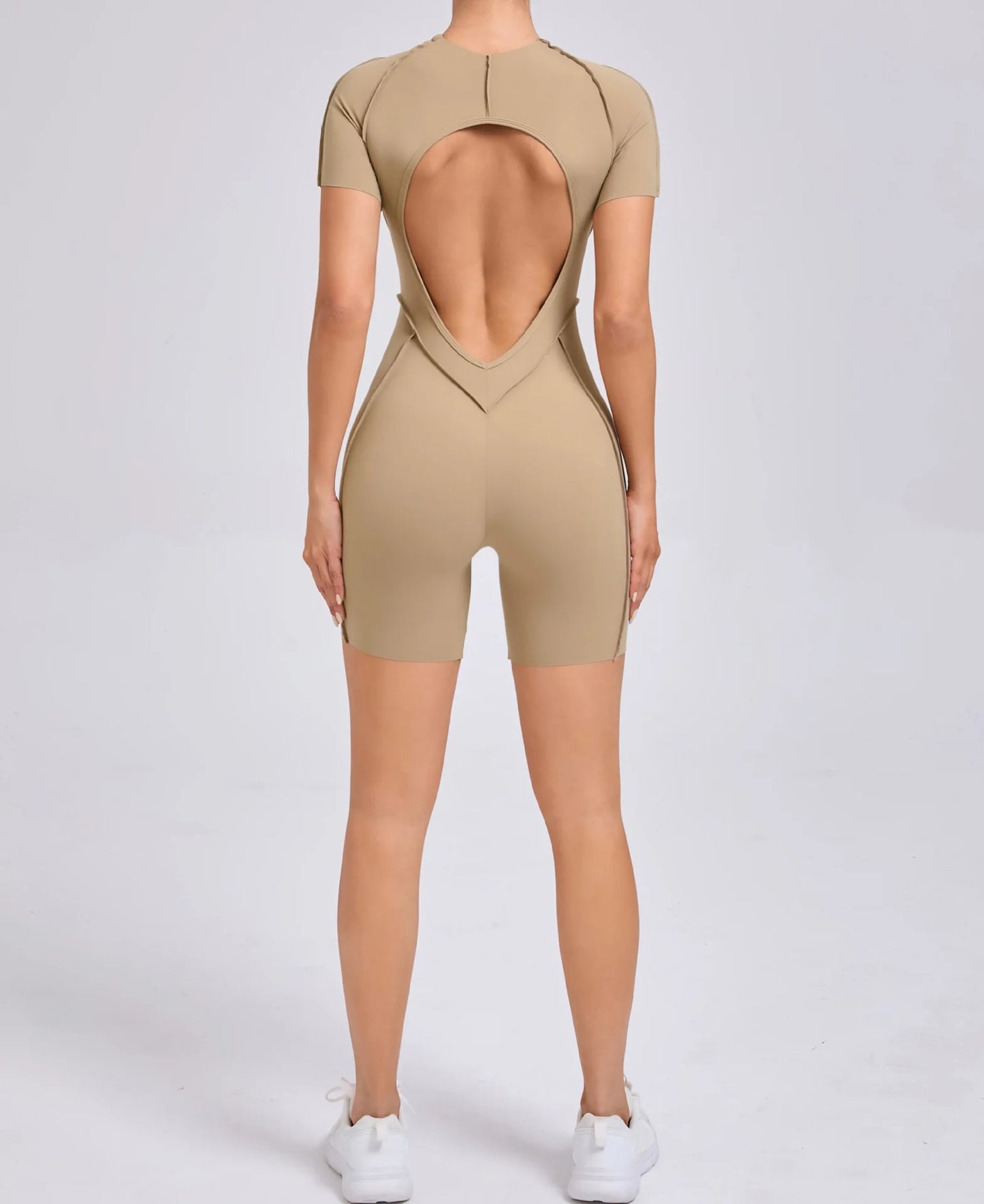 Customized LOGO women's three-dimensional aesthetic sports one-piece yoga clothes tight short-sleeved hollow back onesie