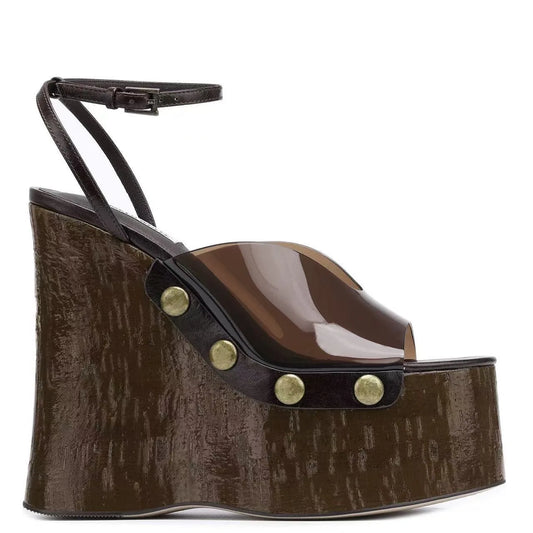 Large Rivets Embedded PVC Strap Women’s Sandals Peep Toe Wedges Super High Heels Tall Platform Sandales à Talons Heighten Shoes