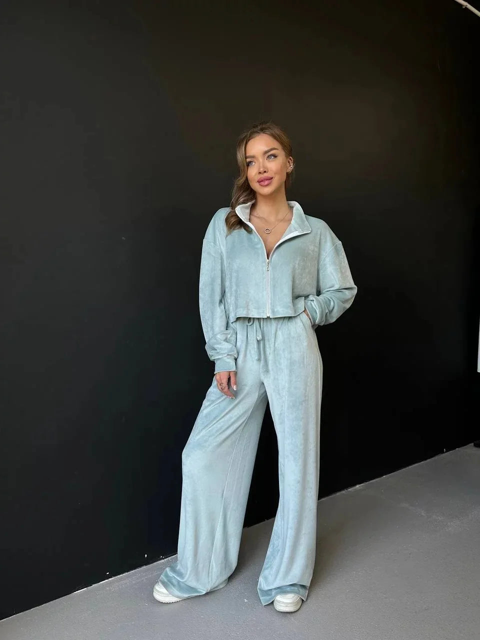 Autumn And Winter Long-sleeved Zipper Lapel Jacket Elastic Waist Wideleg Trousers Velvet Casual Two-Piece Suit For Office Ladies