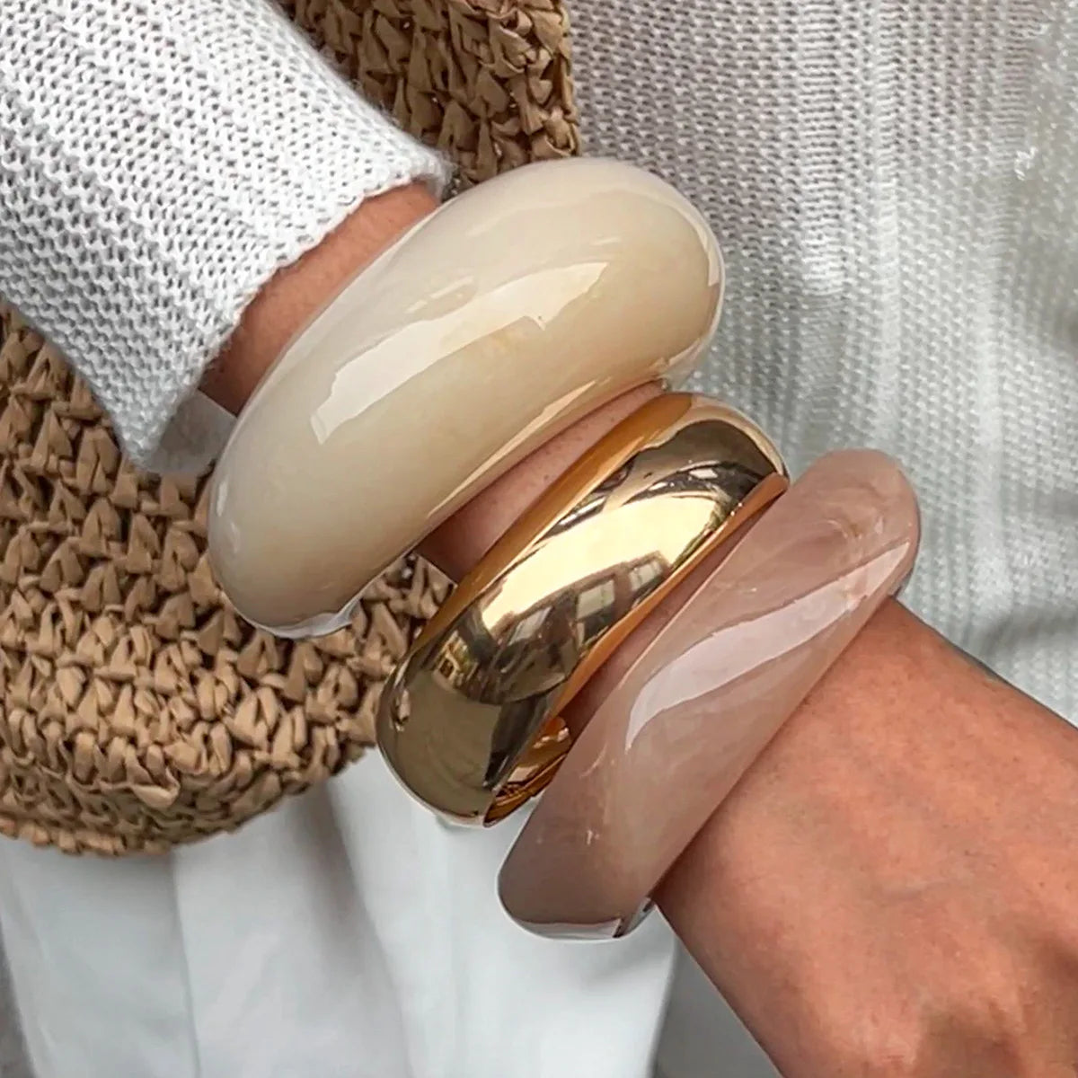 KMVEXO Vintage Punk Beige Khaki Thick Resin Acrylic Smudging Bangles Geometric Irregular Bangle Bracelets For Women Men Jewelry