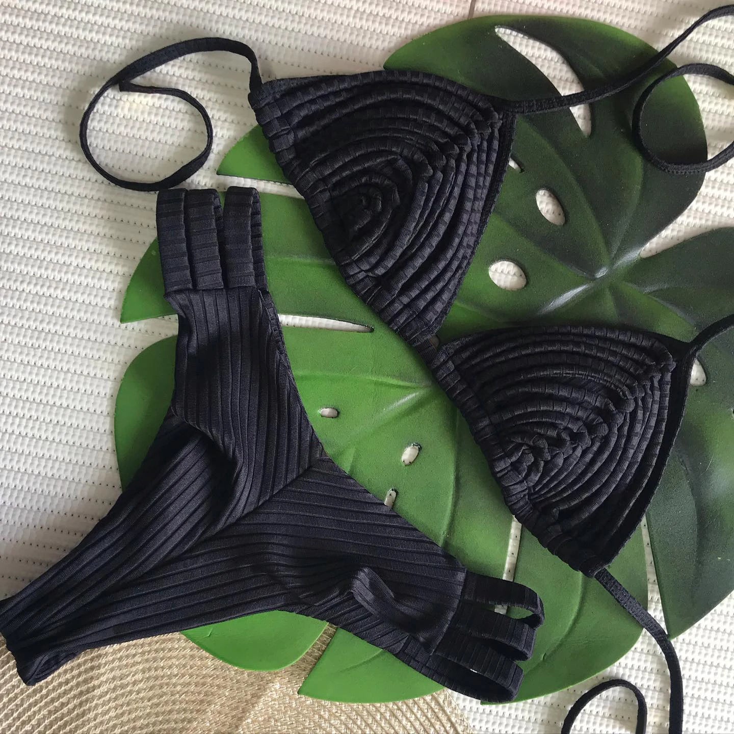 Two Pieces Bikini Set Crochet Swimsuit Women Sexy Swimwear Female Red Brazilian Biquini High Cut Bathing Suit Bodysuit Beachwear